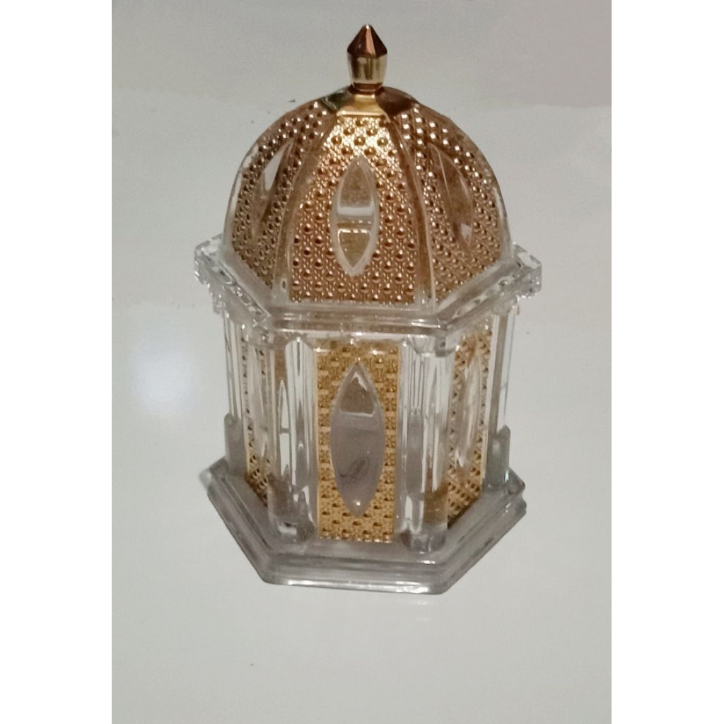 Toples Kaca Kubah Aesthetic.