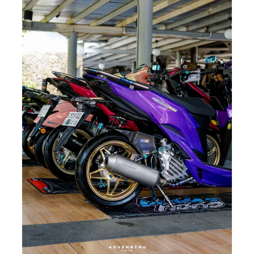 LEOVINCE 4 ROAD SHORT VARIO