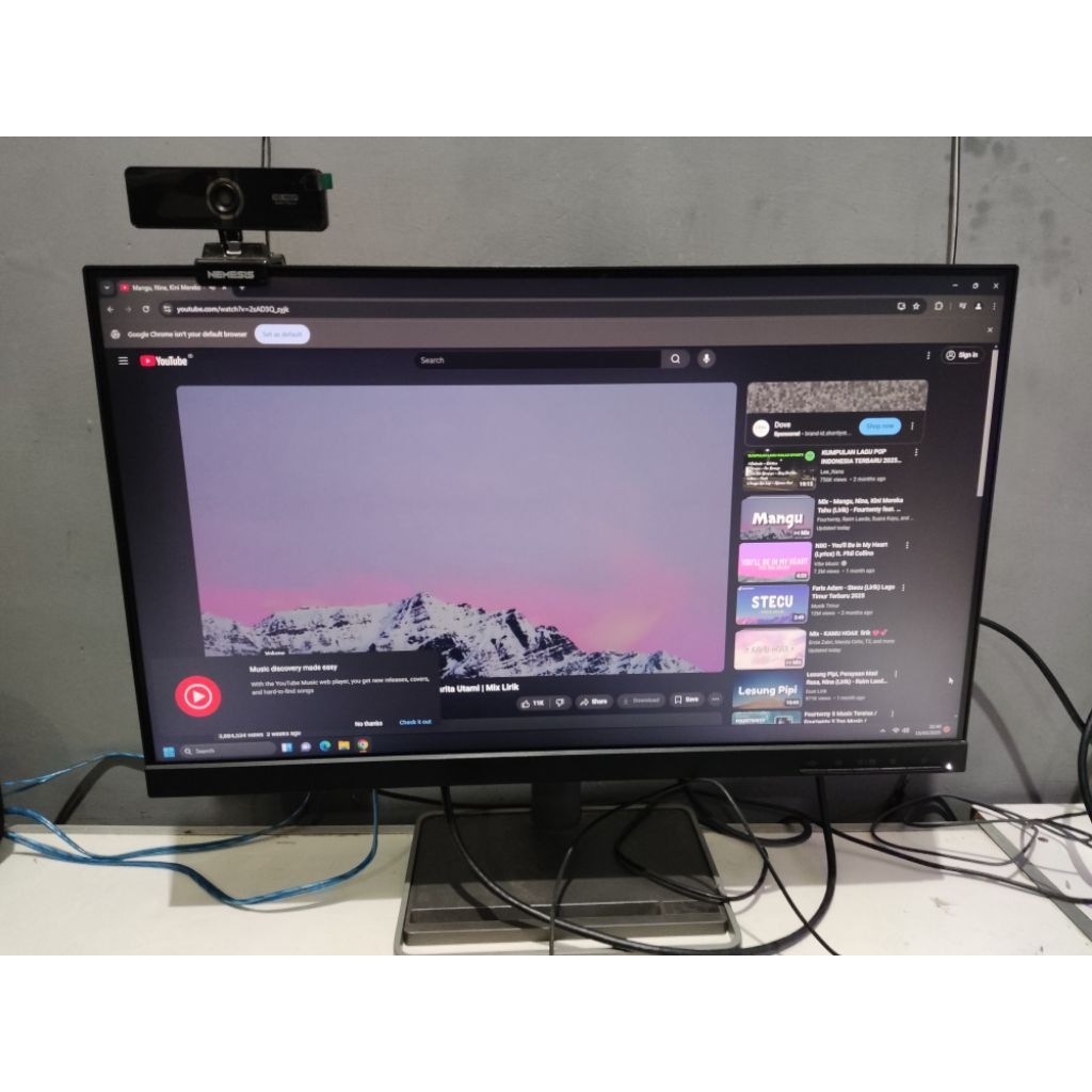monitor lenovo l24i-30