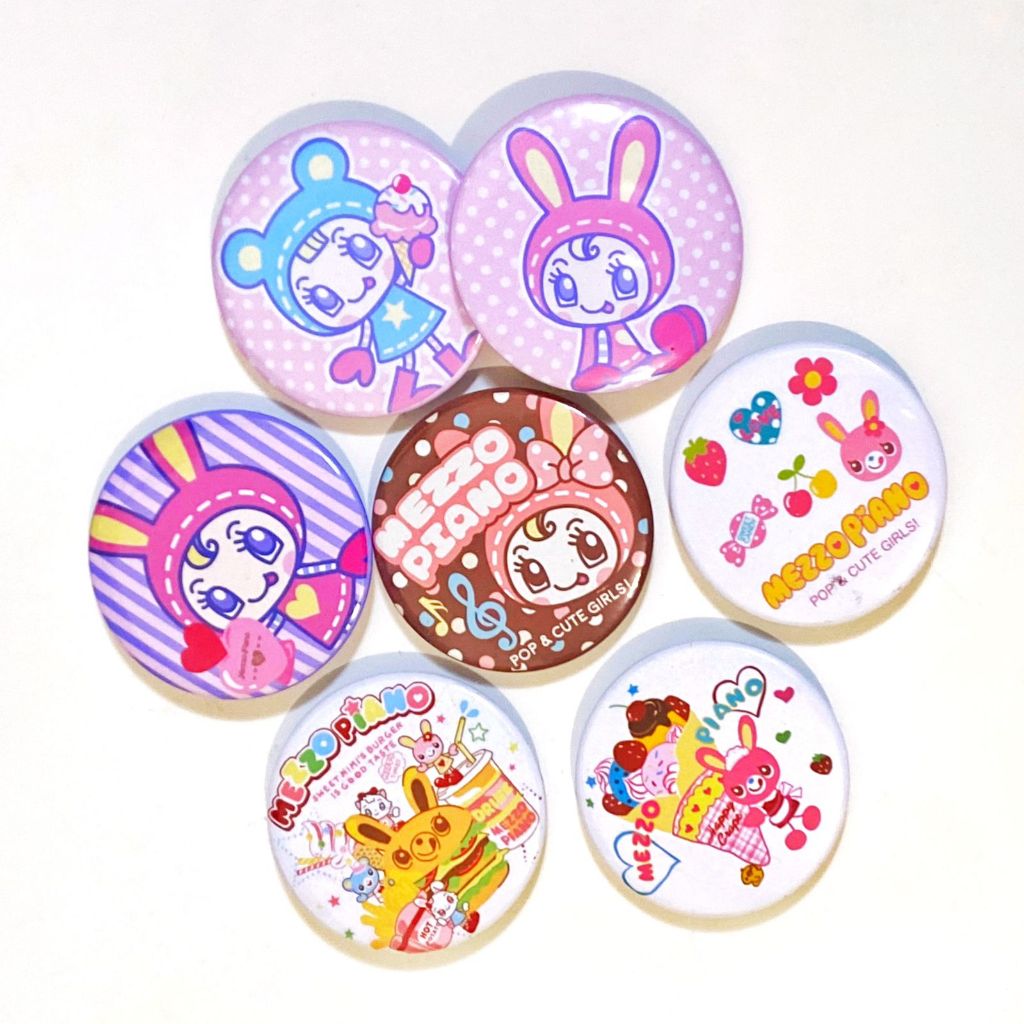 TRINKET TREATS | MEZZO PIANO PIN BUTTON COLLECTION 44MM TRINKETS HEISEI RETRO JAPAN JEPANG PIN BROS 