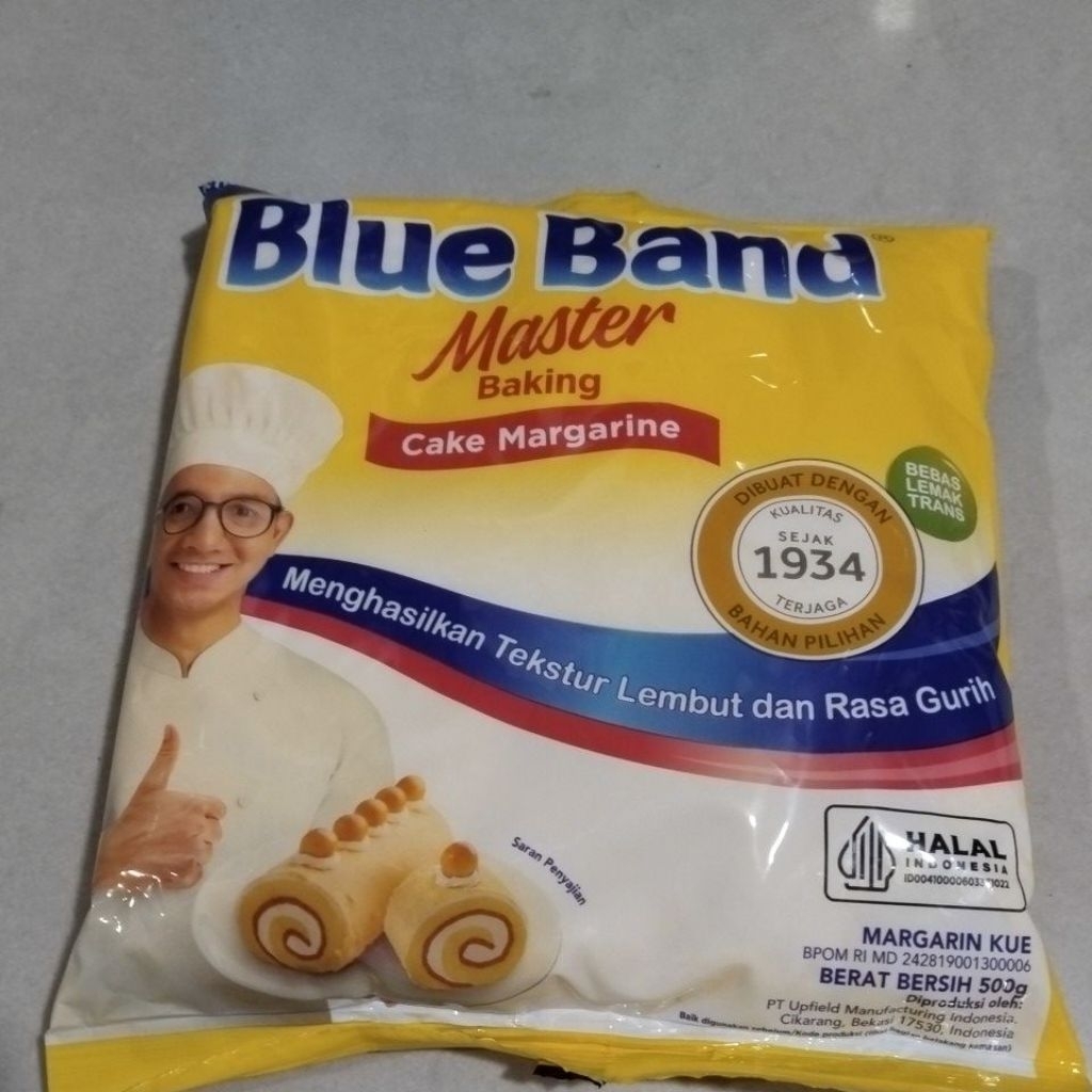 

Blue band kemasan 500g / mentega / margarin kue