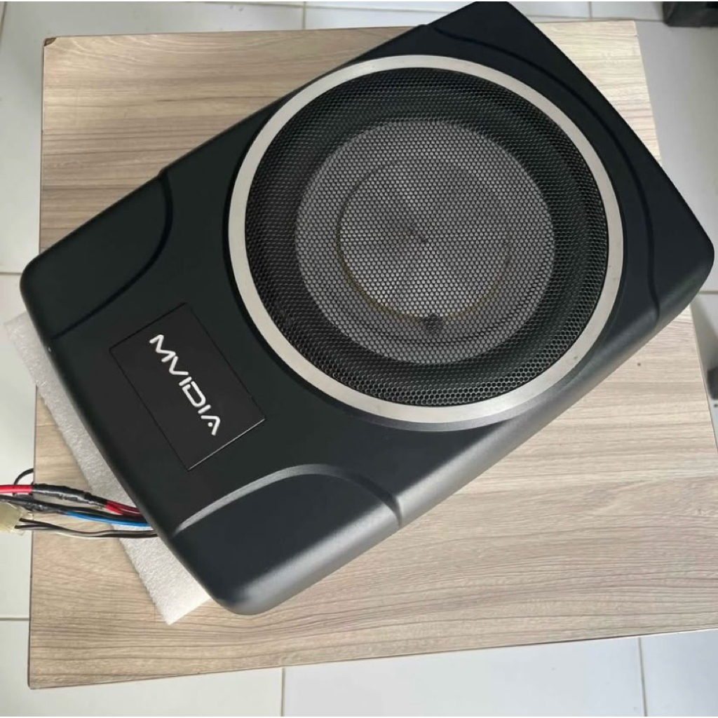 subwofer ukuran 8inch merek Mvidia