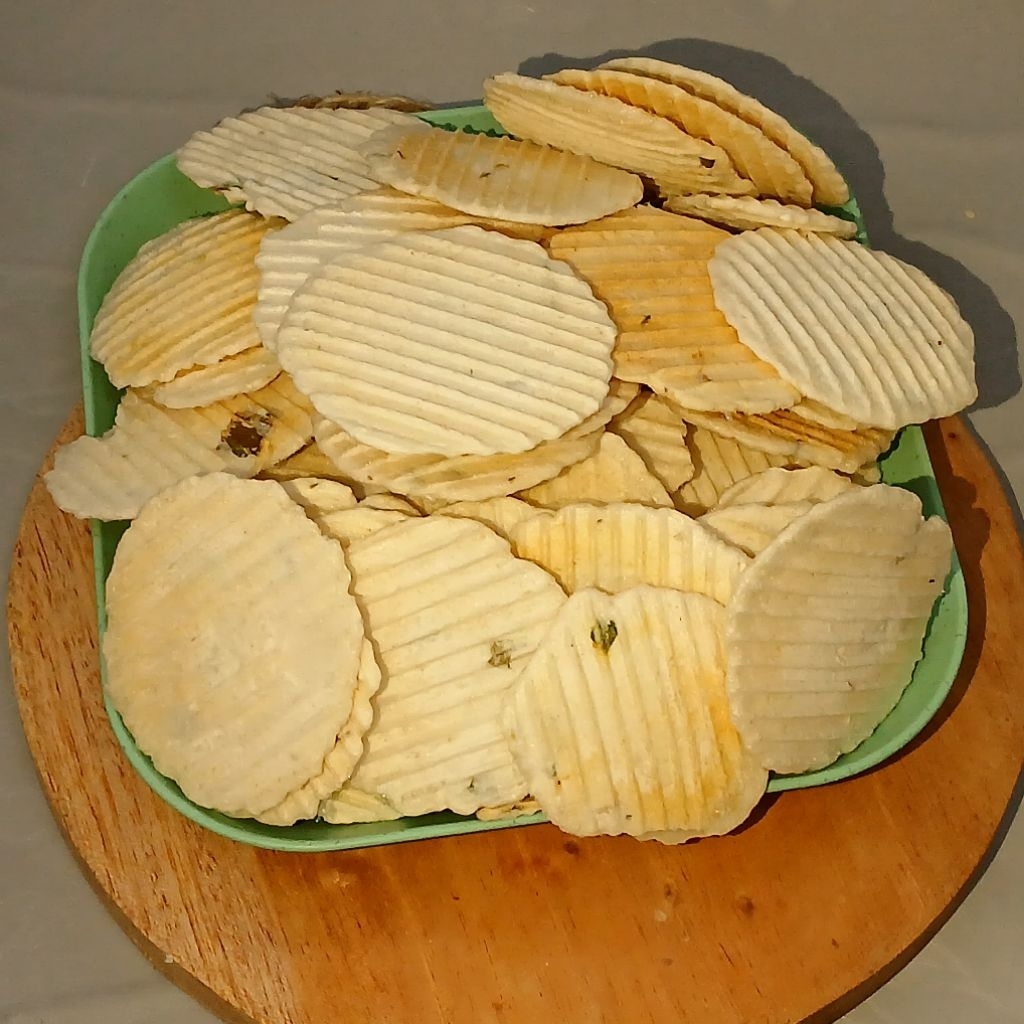 

Simping Gurih Rasa Bawang 250gr – Camilan Tipis Renyah Tradisional