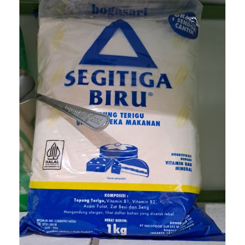 

tepung terigu 1 kg