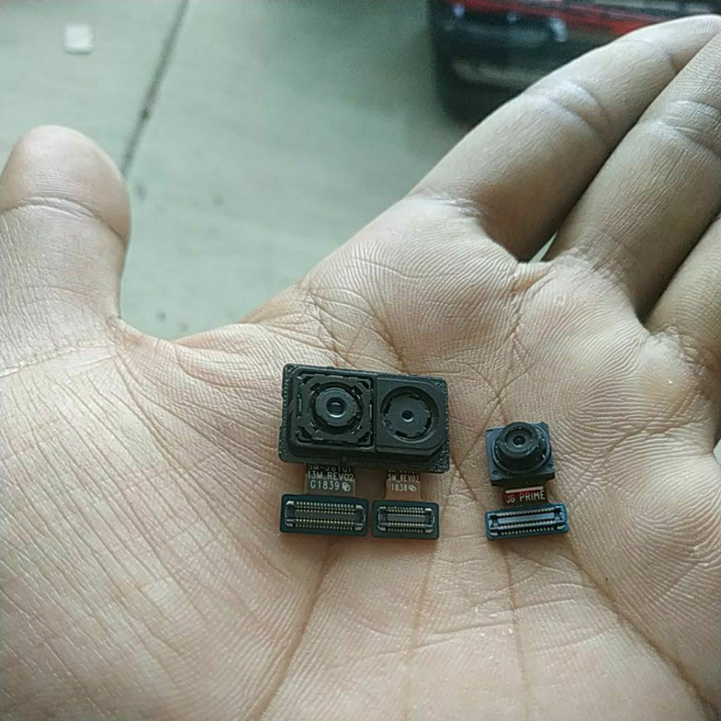 kamera depan belakang set bekas Samsung j6 plus
