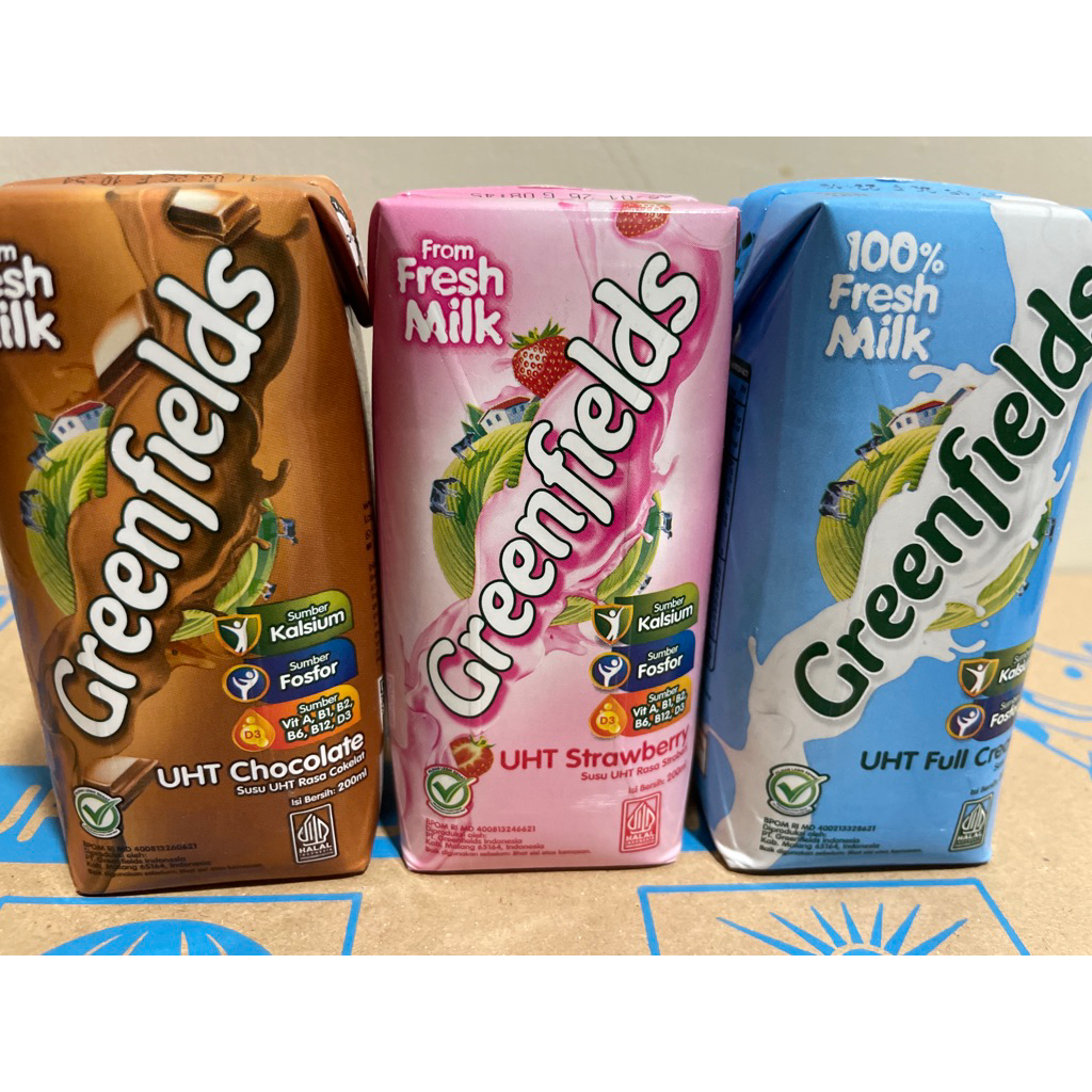 

PAKET 10pcs GREENFIELD 200ml Full Cream Chocolate Stoberi