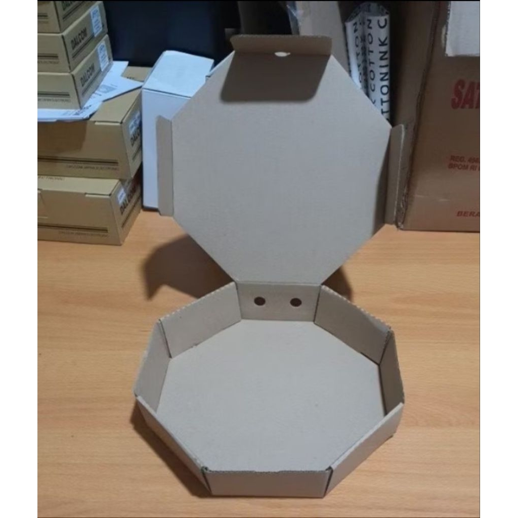 

Kardus / Box / Dus pizza Hexagonal 30x30x5 min order 20 pcs