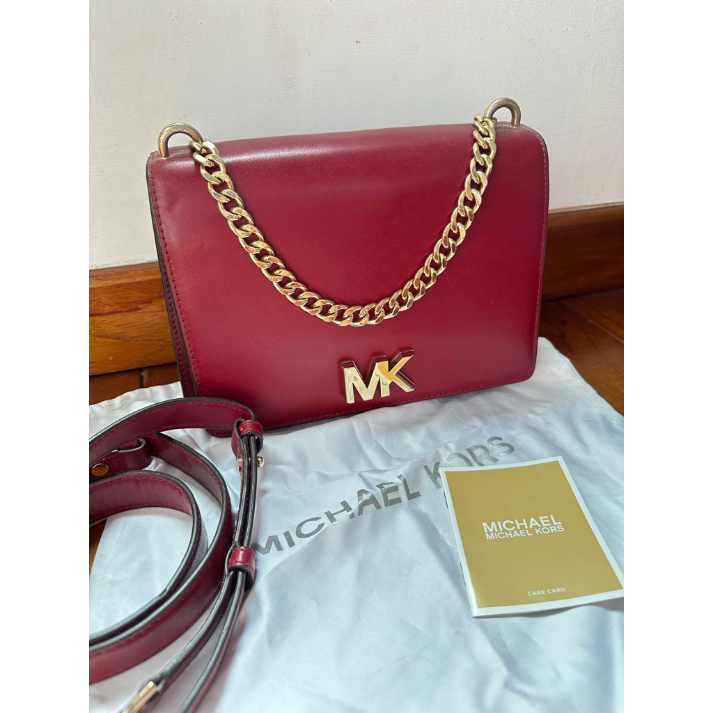 MK Mott Chain Crossbody