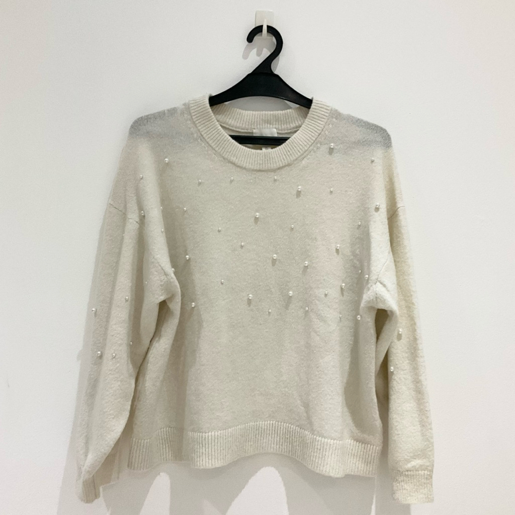 H&M HnM Sweater Sweatshirt Pakaian Wanita Rajut Lengan Panjang White Pearl Original