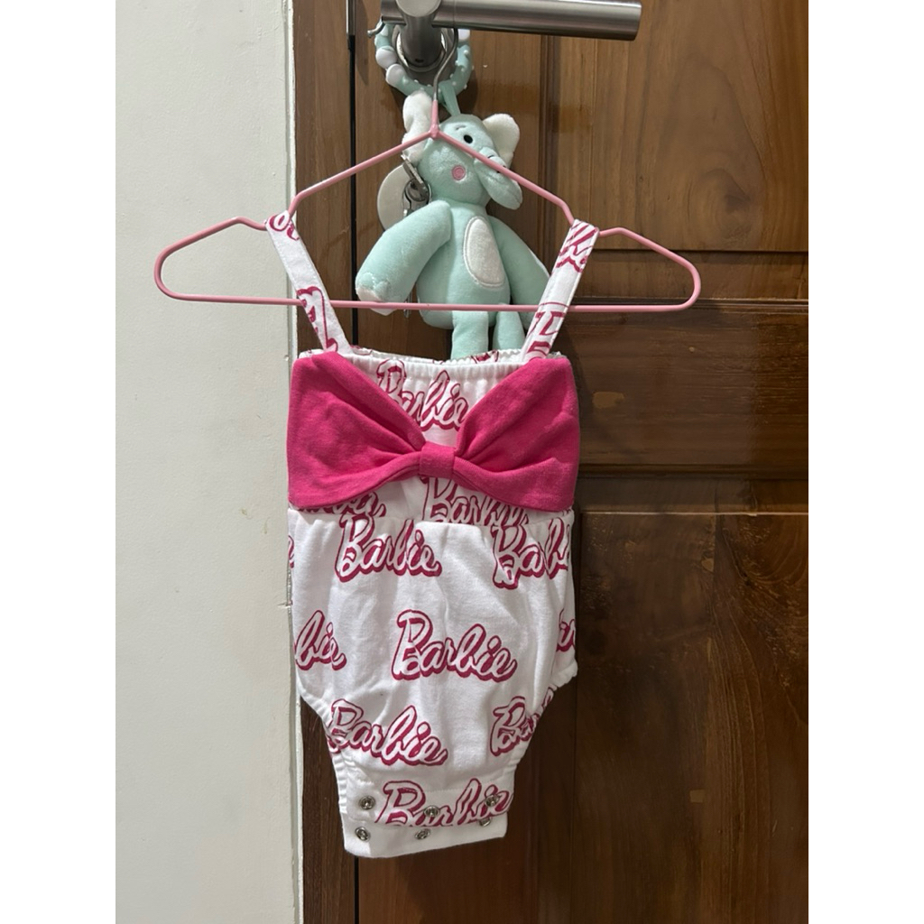 Jumper bodysuit bayi perempuan motif barbie SNI (preloved)