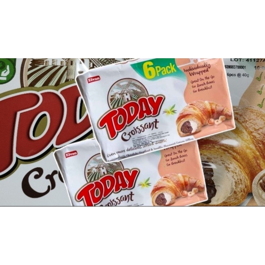 

Today Croissant dengan isian saus rasa Cokelat-Hazelnut & Vanila. isi 6 pcs
