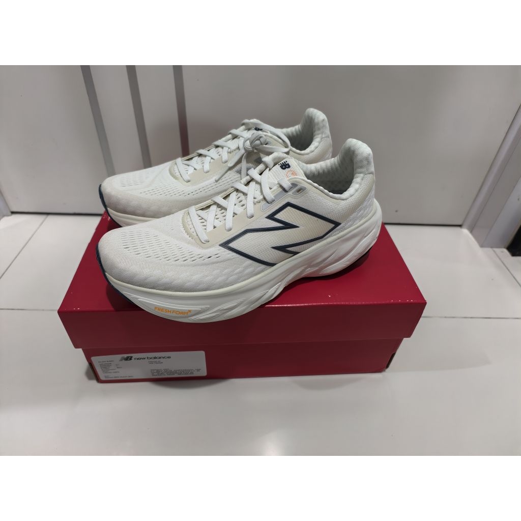 New Balance FreshFoam X1080 V14 Size 40.5