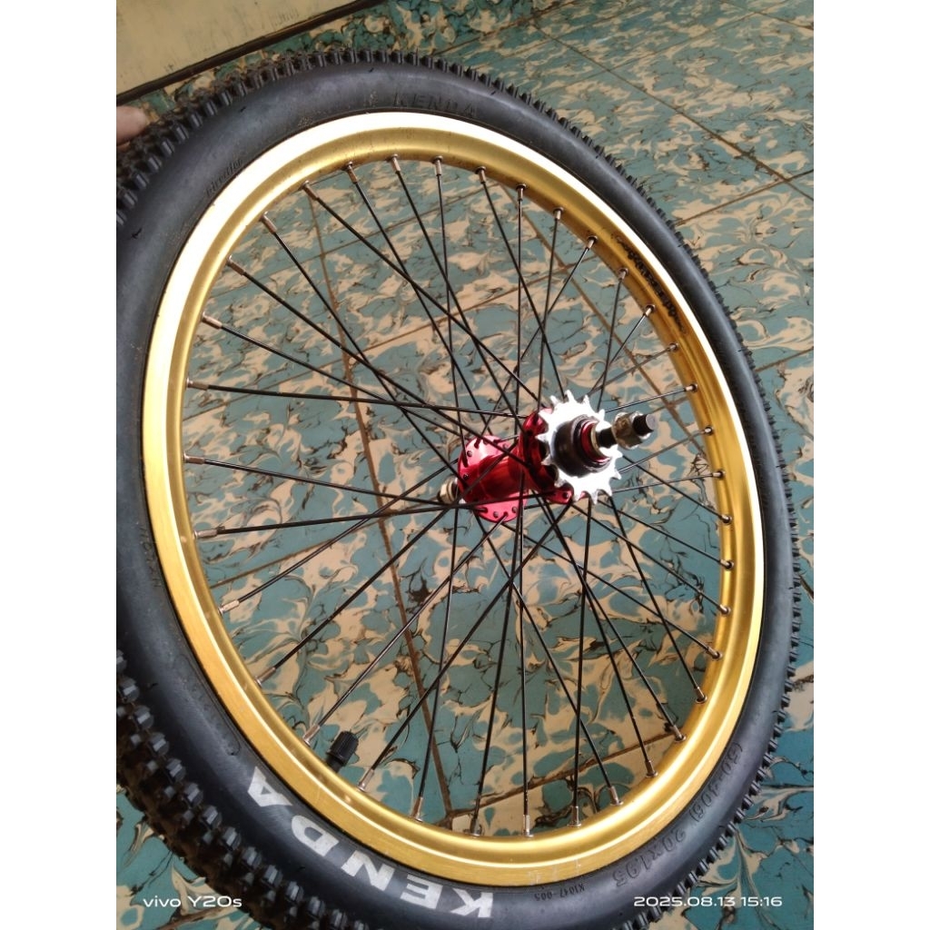 whelset belakang aja plus ban hub KK rival 14t