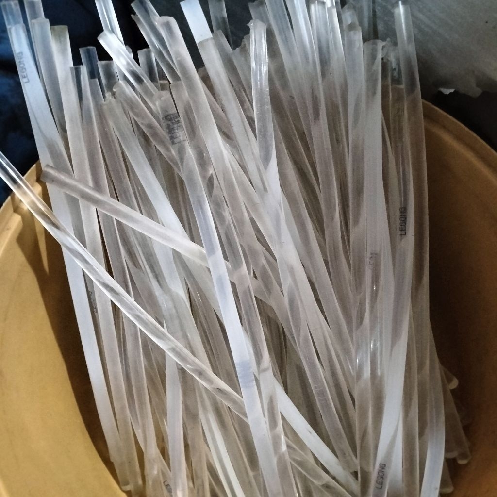 

Isi Lem Gluegan kecil 10 pc