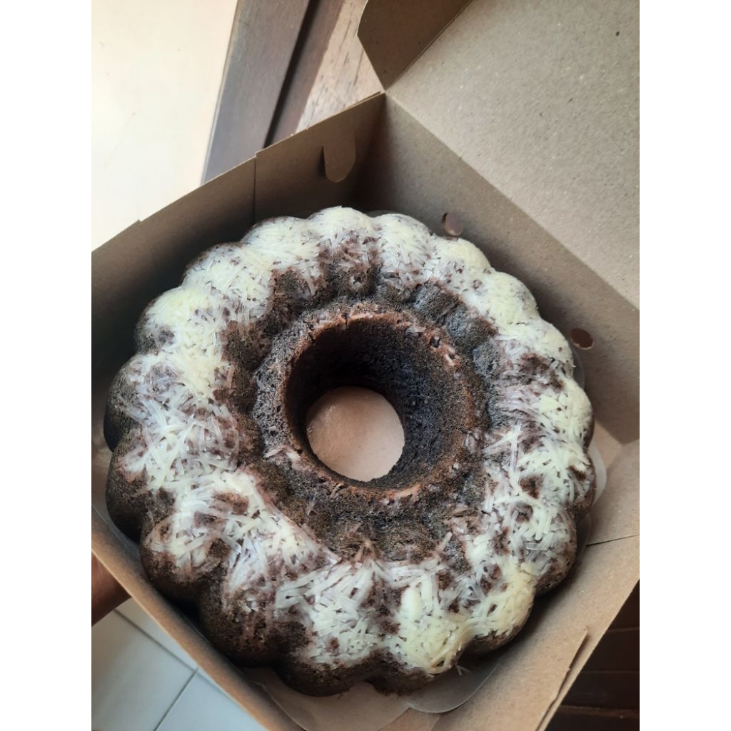 

bolu ketan item keju