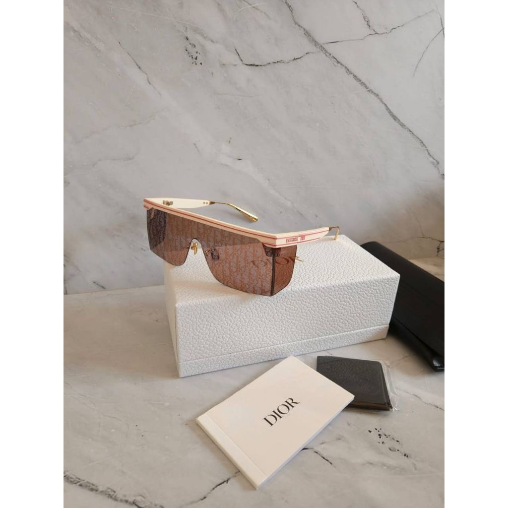 DIOR Club M1U Sunglasses Oblique Nude