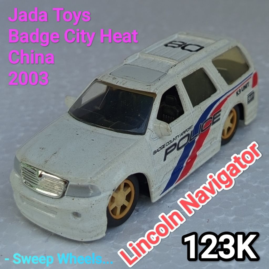 Diecast 64 Jada Toys Badge City Heat Lincoln Navigator Loose