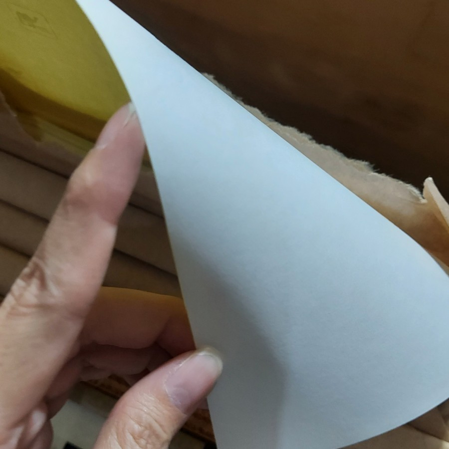 

Stiker Bontak Ukuran 54x70cm - Sticker Bontax HVS/Glossy - Kertas Stiker