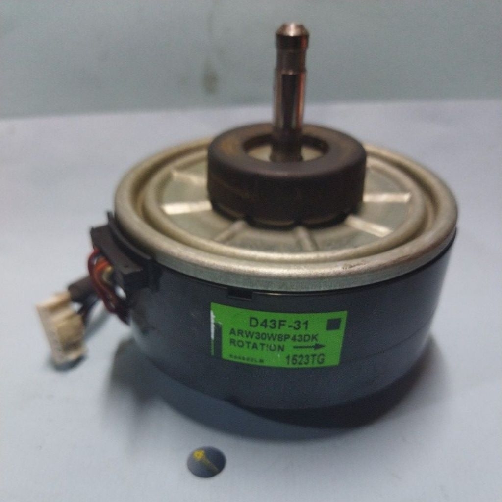 Dinamo fan motor AC Daikin 2pk Thailand AC daikin