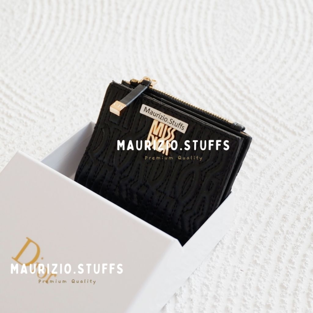 Small Wallet D Women Simple GHW Black D*o* Dompet Lipat Kecil Cewek Hitam-Emas