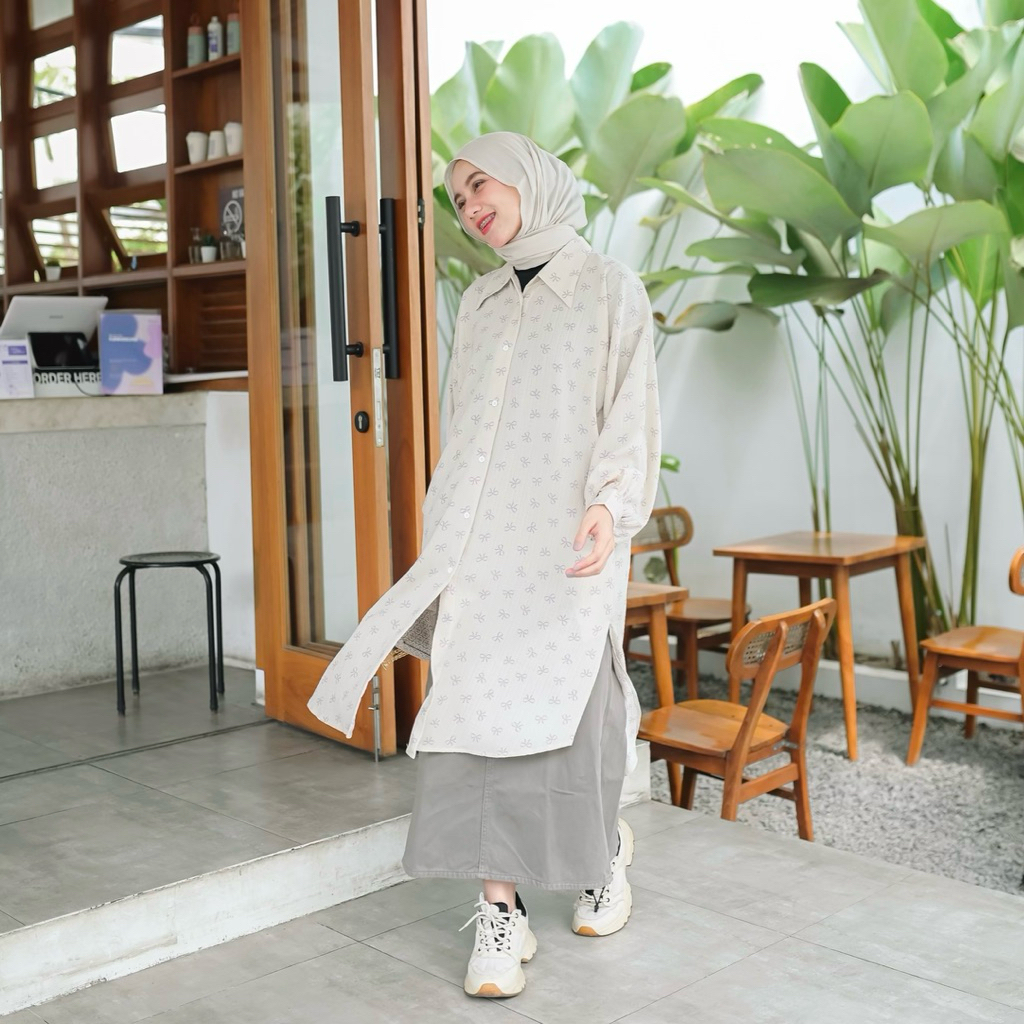 PROUDYHIJAB - Ivy Long Tunik Tunik Motif Pita Long Tunik Wanita Kekinian Busui Friendly Full Kancing