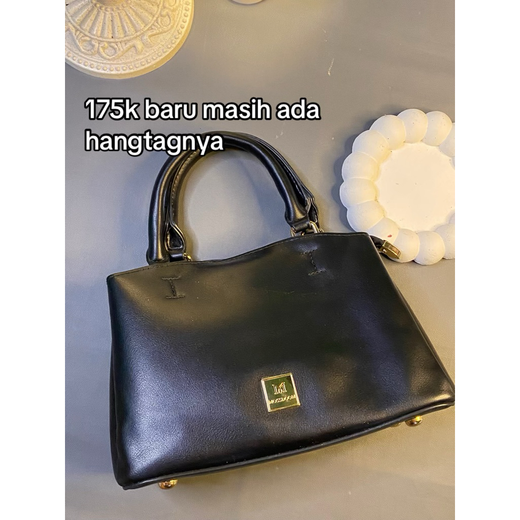 preloved mossdom bag hitam