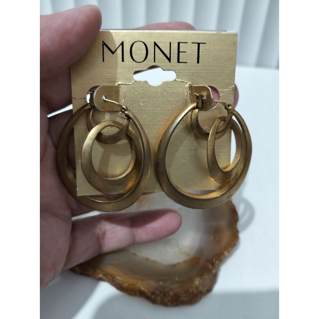 Anting Monet