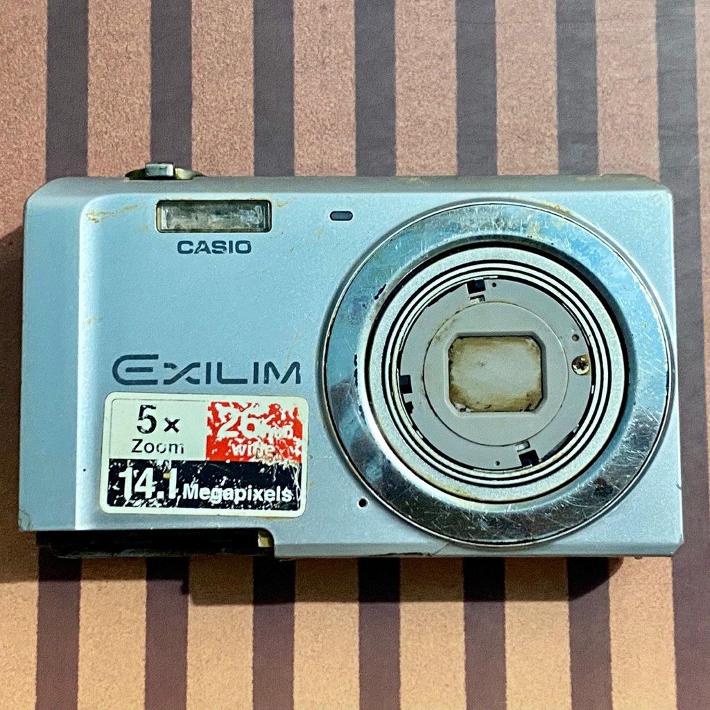 (Baca Desk) Kamera Pocket Casio EX ZS5 Silver Bekas Murah