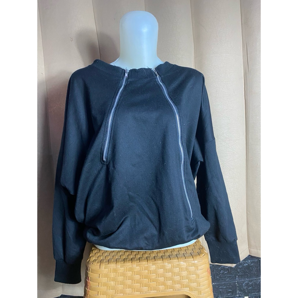 [ PRELOVED ] JACKET DANCE HOODIE ZIPPER HITAM