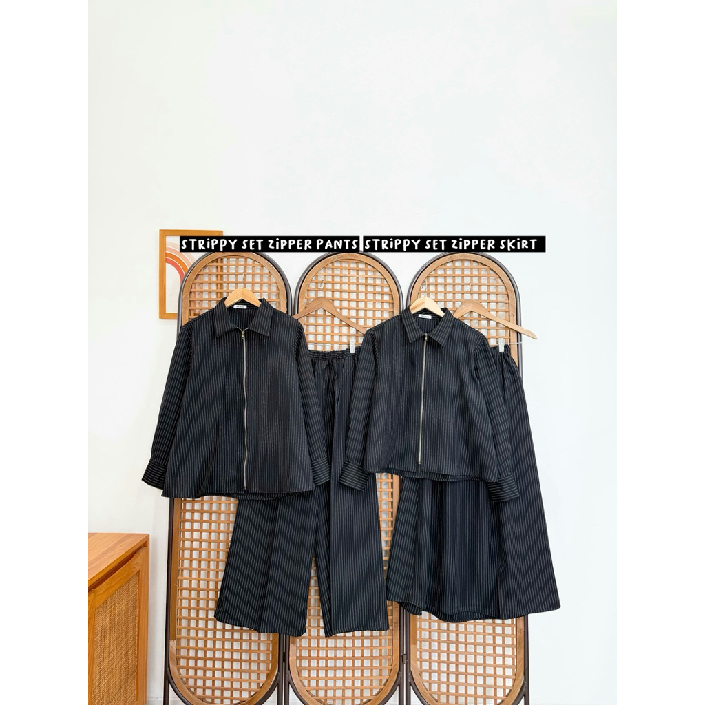 LOCANA LABEL / STRIPPY SET ORIGINAL LOCANA LABEL