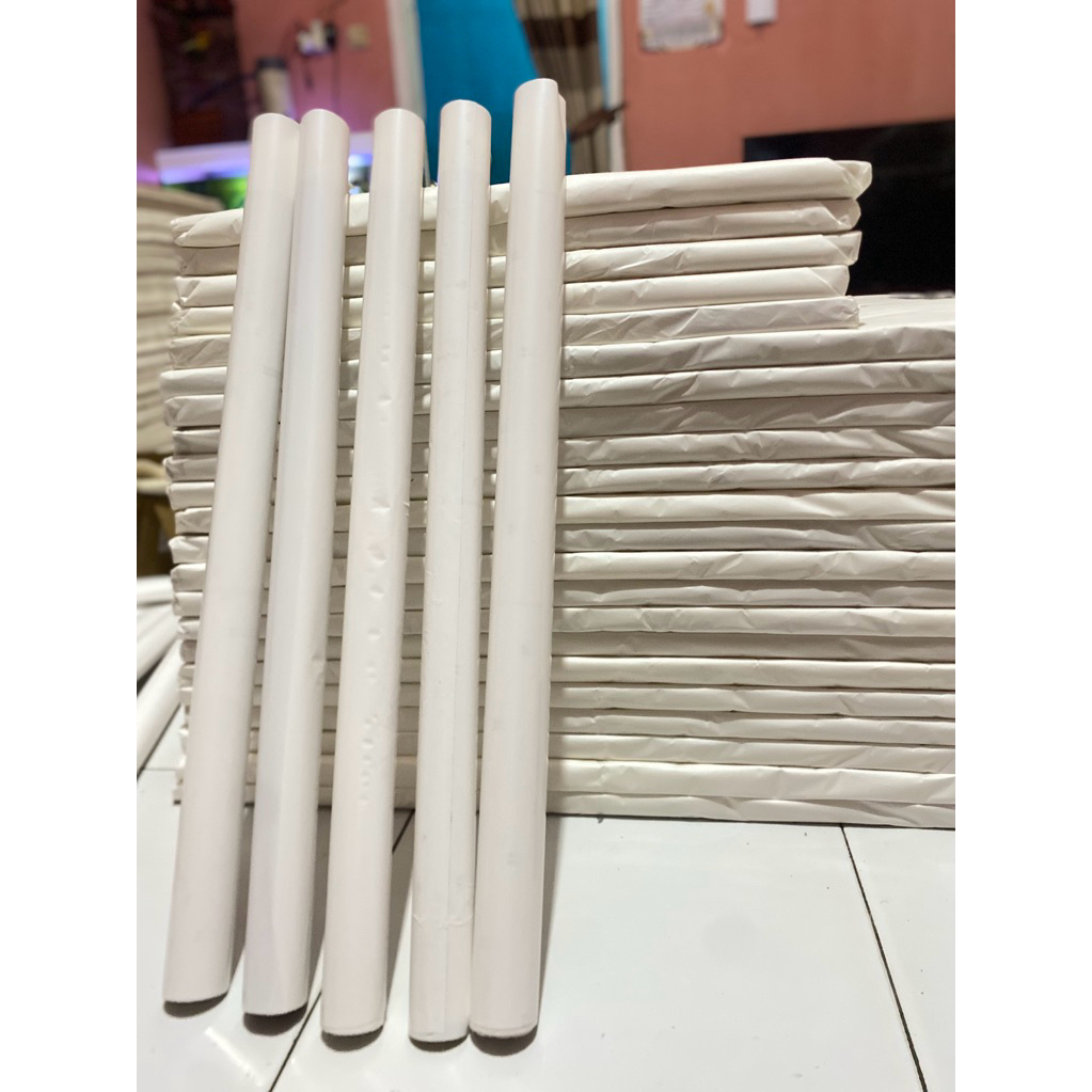 Kertas Layangan Litho Ukuran 60x60cm. Harga Per 1 Ikat Isi 50 Lembar