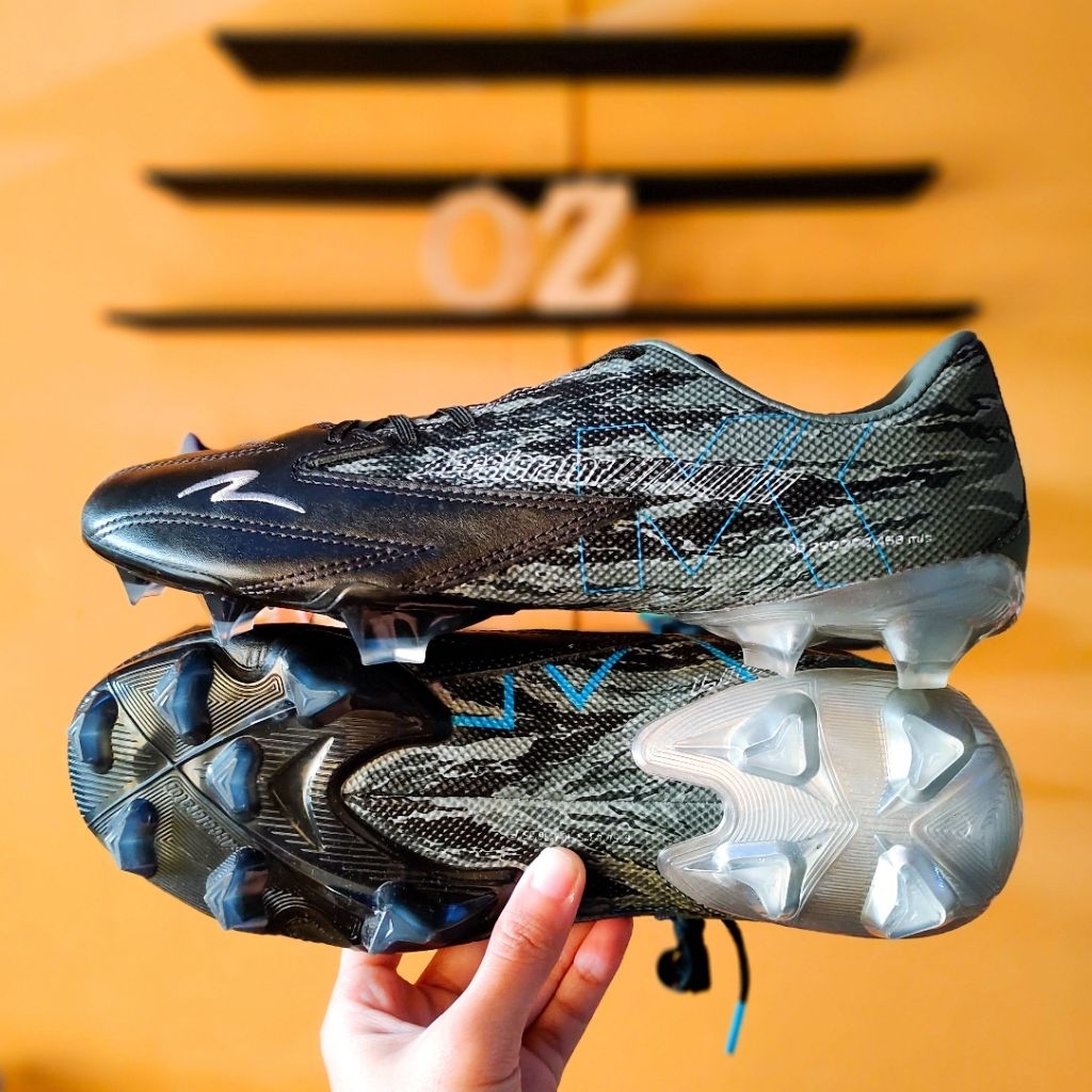 Specs Accelerator LS Lightspeed 3LX fg Elite GA22 & Marklok | Original Sepatu Sepak Bola