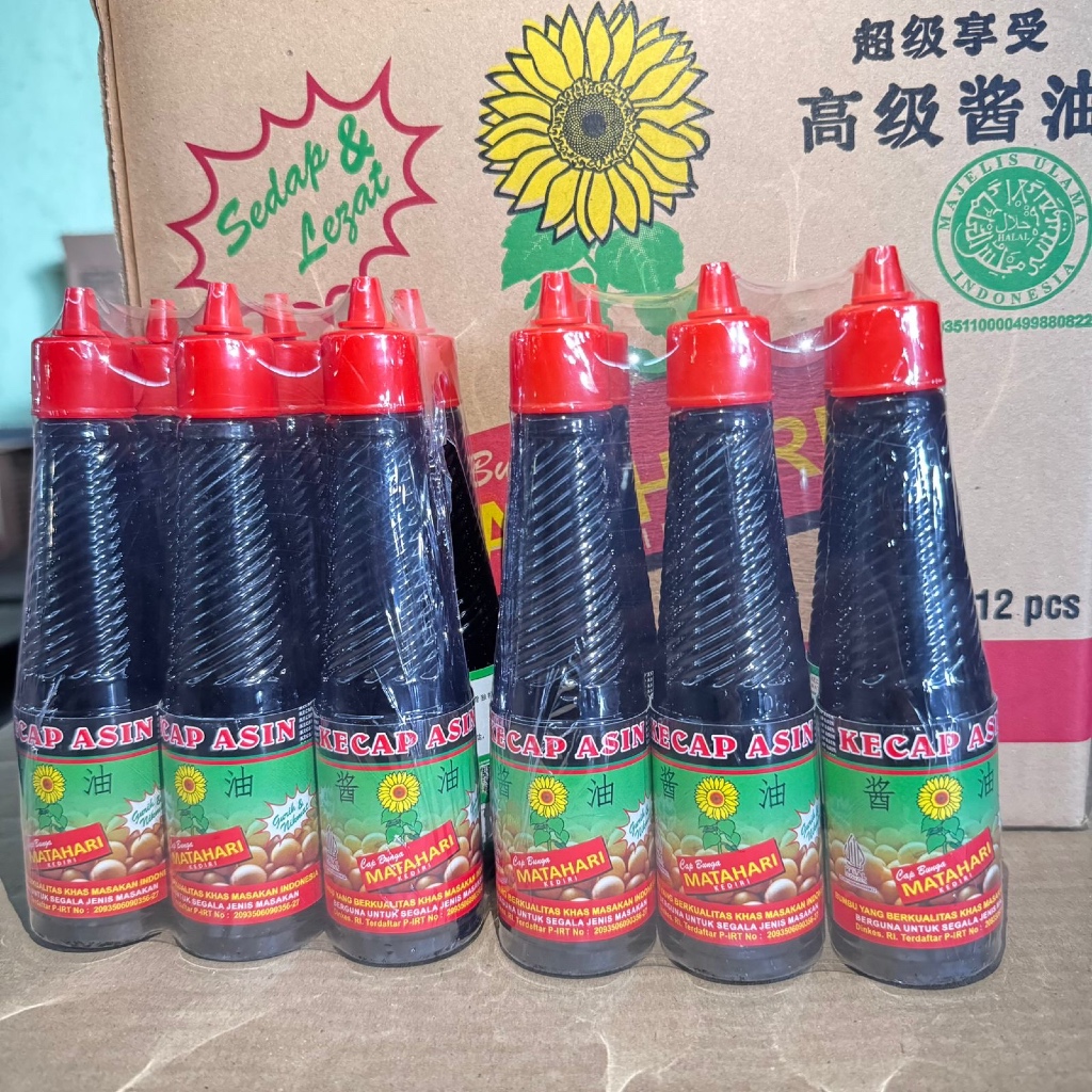 

Kecap Asin , Rasa Enak , Bahan Makanan , Cap Bunga Matahari 135ML Siap Packing 12pcs