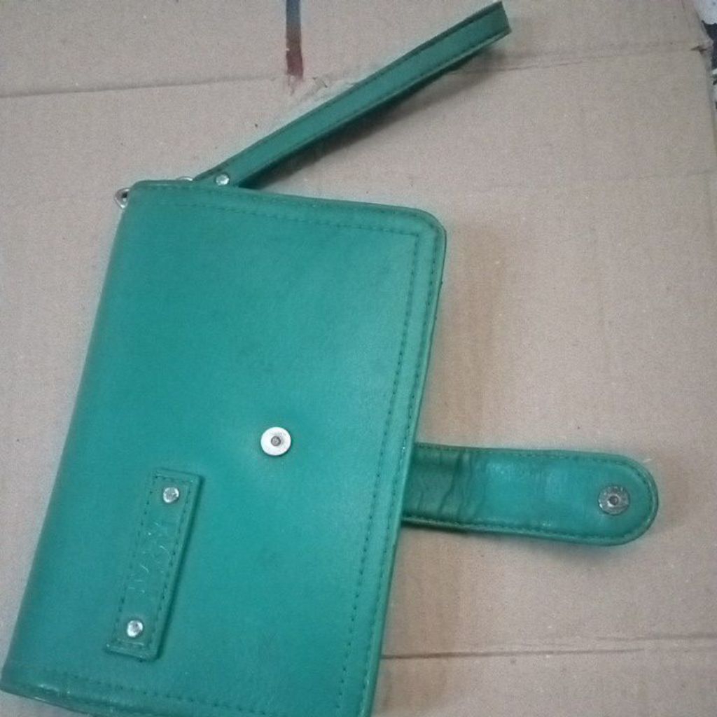 dompet pre loved planet ocean