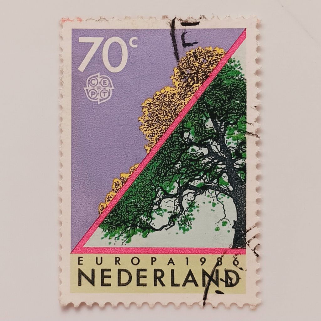 

(AD) Perangko Belanda 1986 Europa (C.E.P.T.) 1986 - Protection of the Environment - Tree with Discoloured Crown 70 cent Used