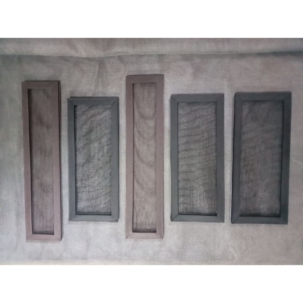 penutup lubang udara/ventilasi rumah