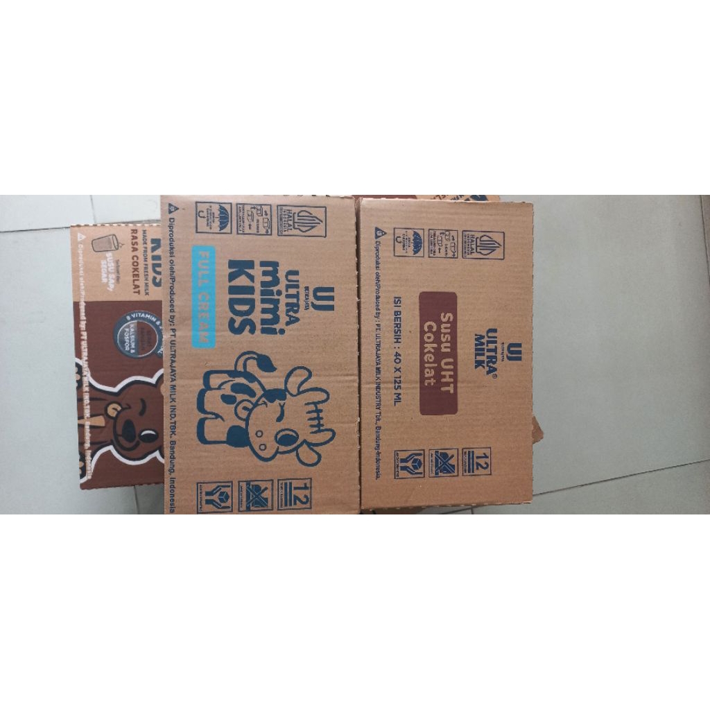 

Susu UHT Ultramilk 125 ml dan Ultramimi Kids 125 ml per karton barang baru
