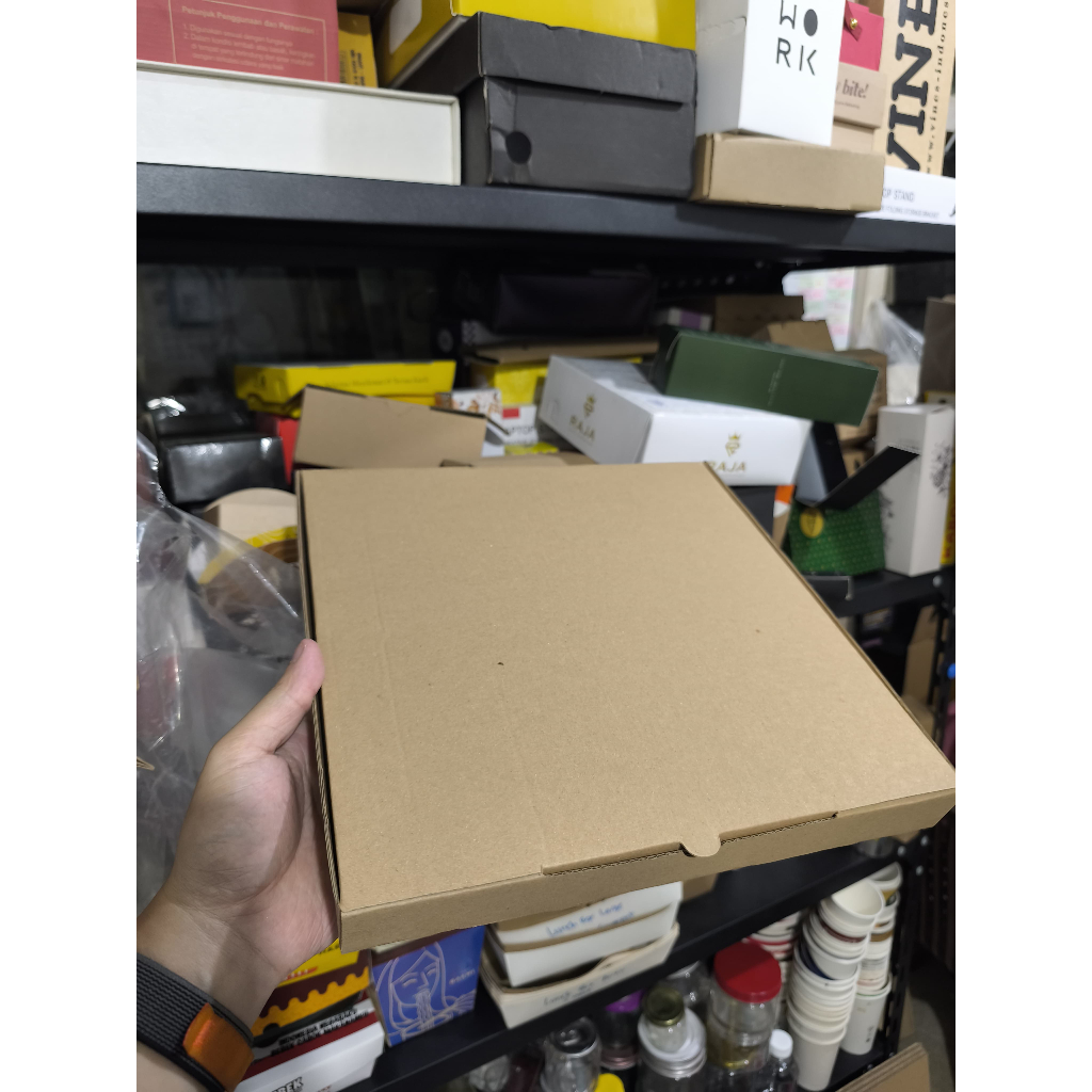 

(Isi 10pc) Kardus 30x30x5 cm 30x30x5 Box Karton Corugated Diecut B - Flute Baju Box Pizza Dus Packaging
