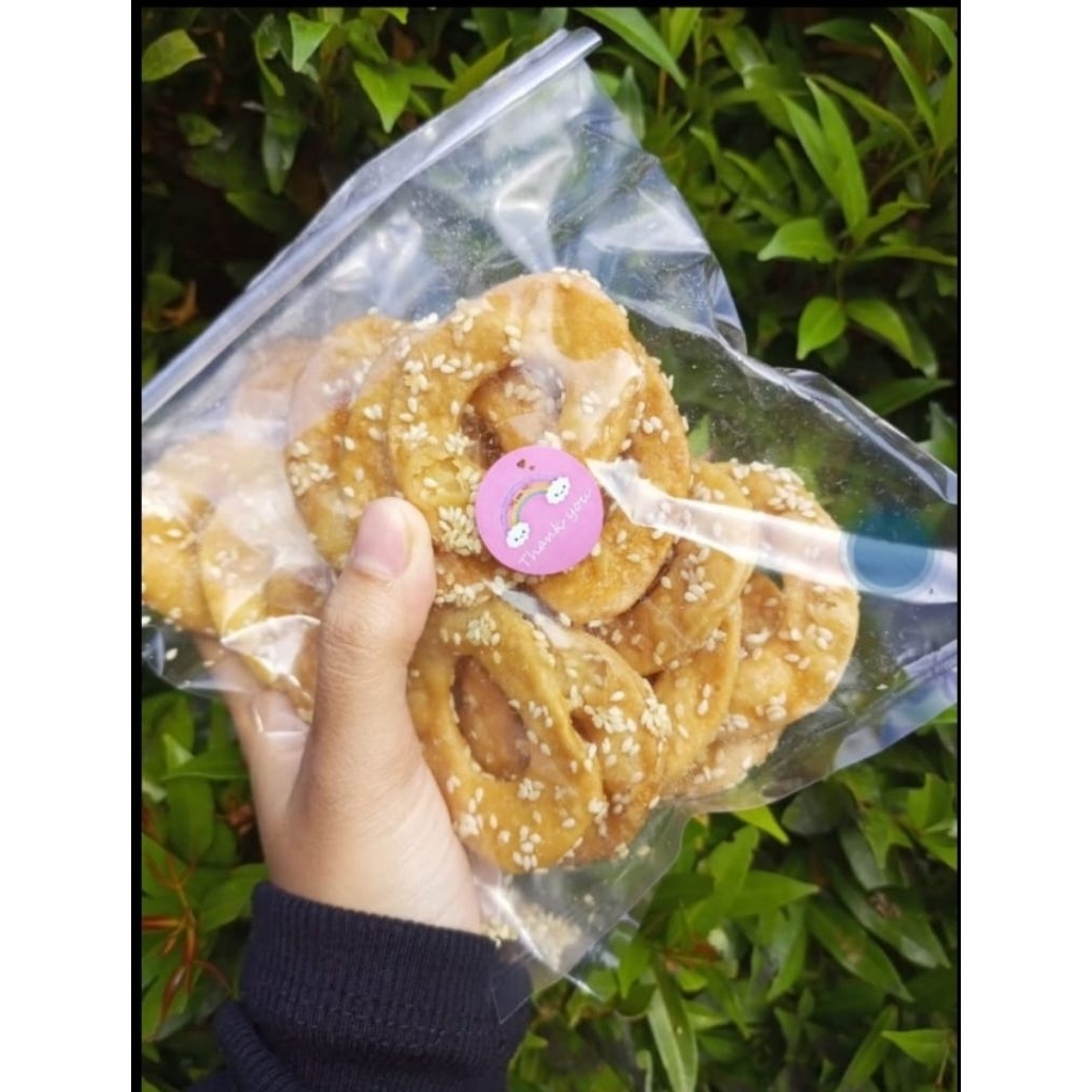 

keripik donat kering 100 gram / camilan donat kering 100 gram