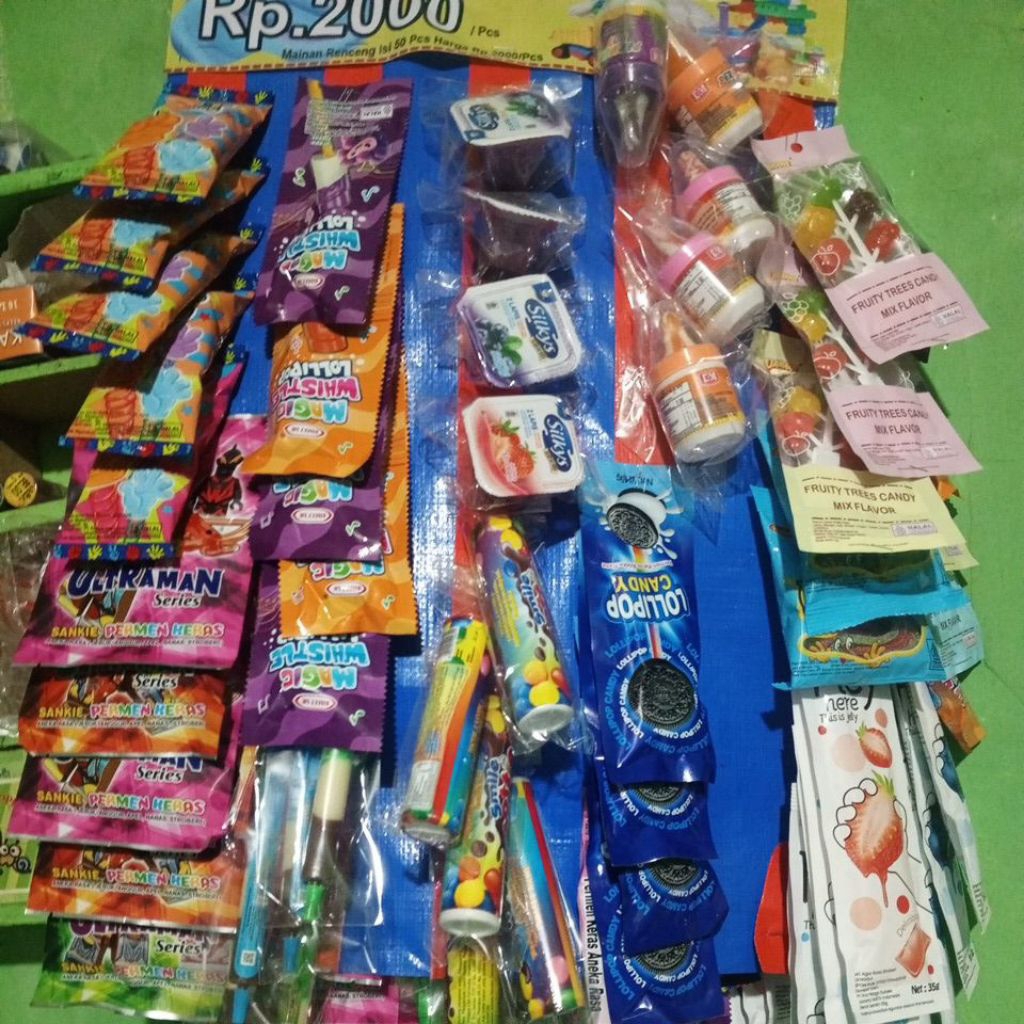 

permen serba 2000 satu papan isi 50 siap jual