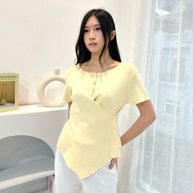 [ MAFIA ] Becca knit wrap top