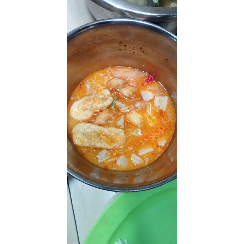 

Seblak instan komplit bumbu basah medok