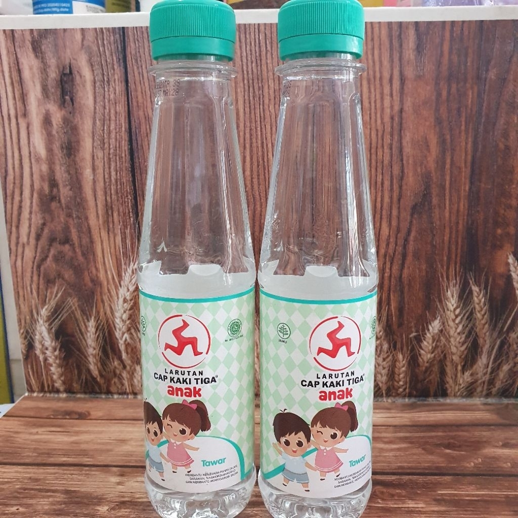 

Larutan Cap kaki 3 anak tawar 200mL