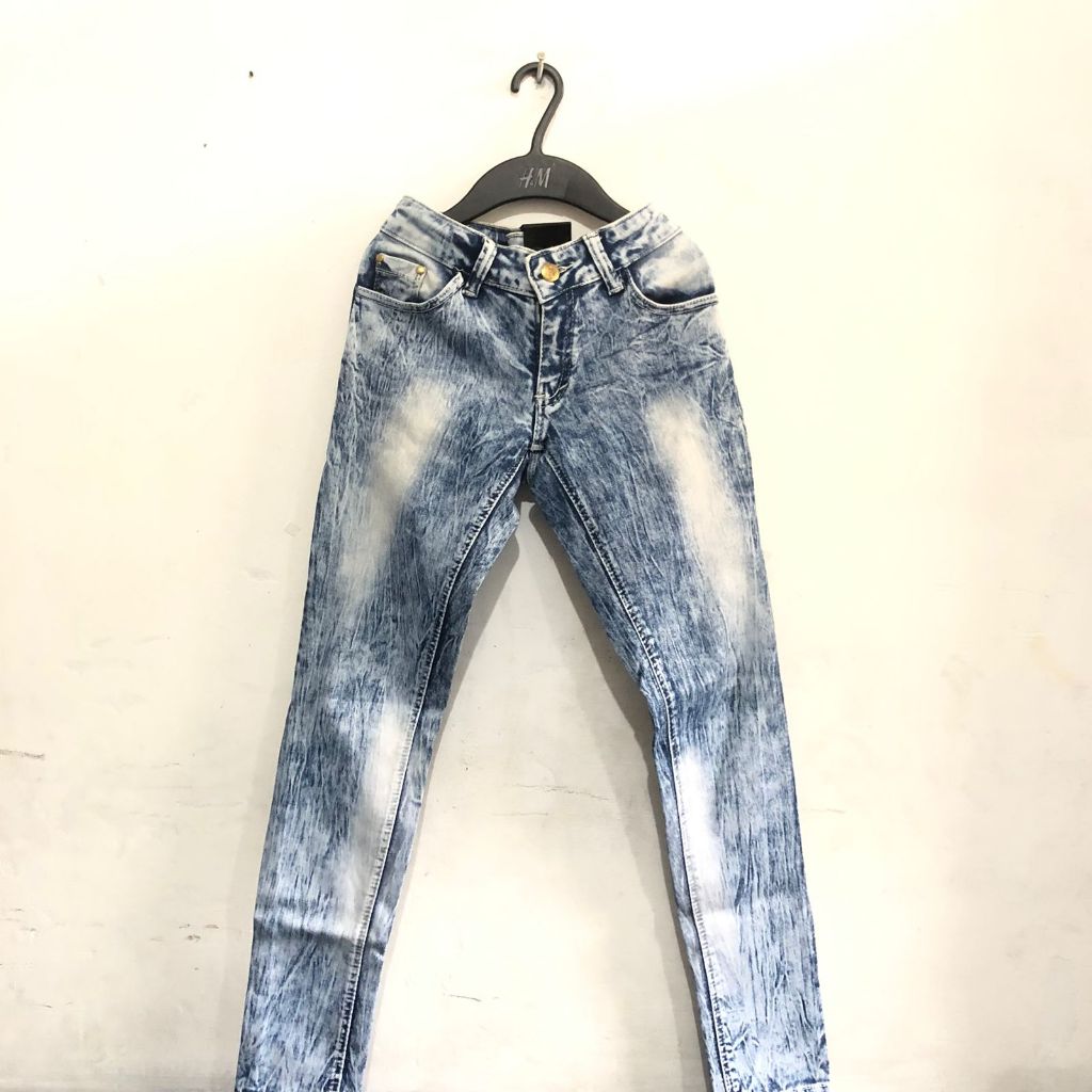 Jeans Acid Wash Slim Fit – Blue