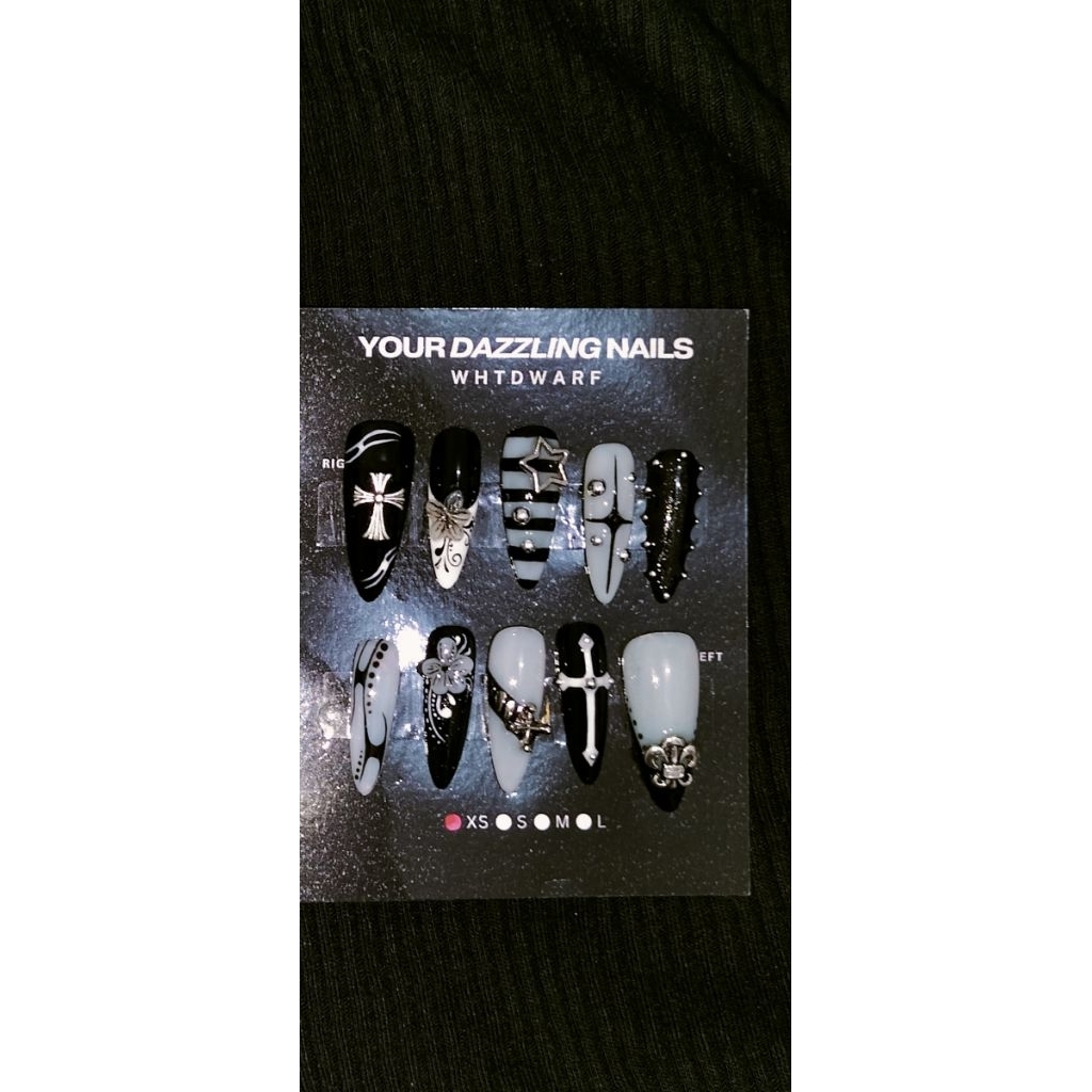press on nails preloved (gyaru, emo, goth, y2k) xs
