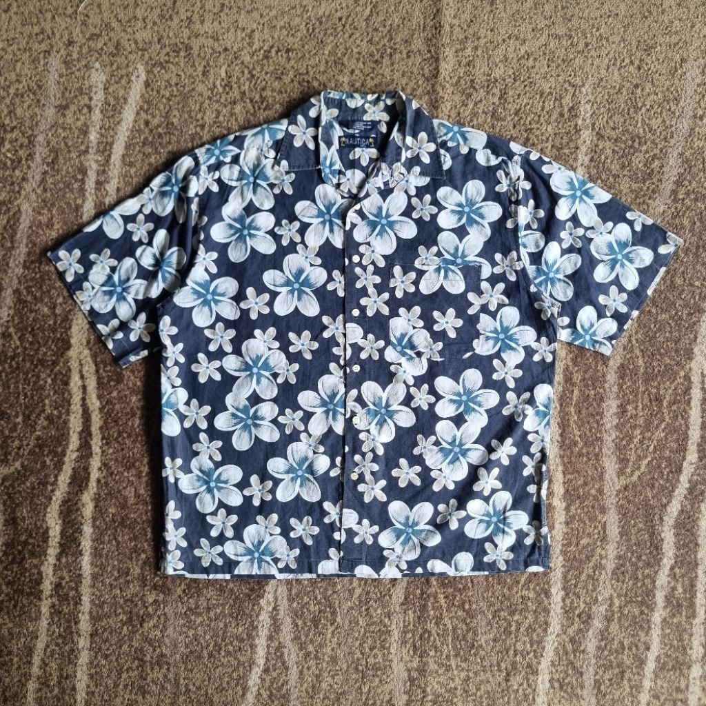 Kemeja Hawaii Nautica