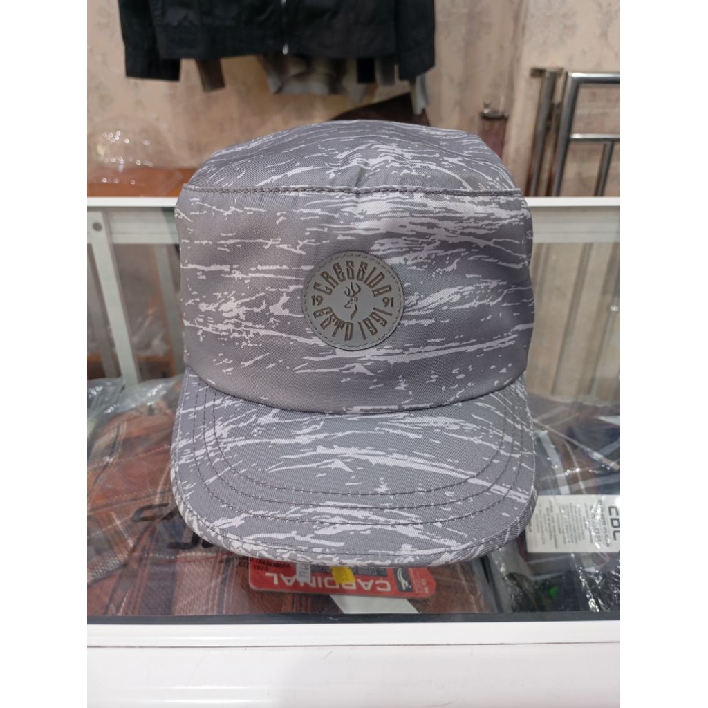 Topi Comando Cressida original motif Abu