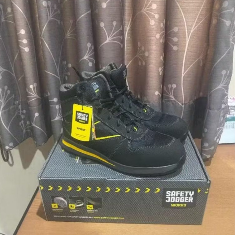 Sepatu Safety Jogger Speedy S3