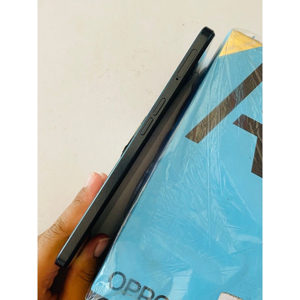 Oppo A78 5G Ram 8+8/128 GB