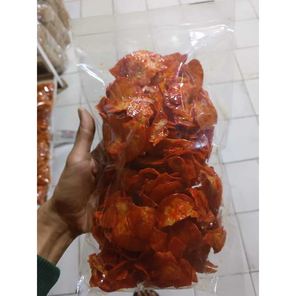 

Keripik Singkong Lengket Pedas Manis 250 gram dan 500 gram
